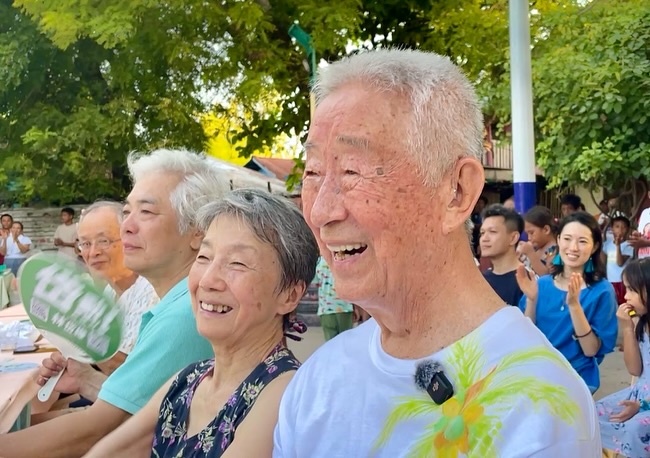 崎山が90歳の誕生日を島で迎えました。
